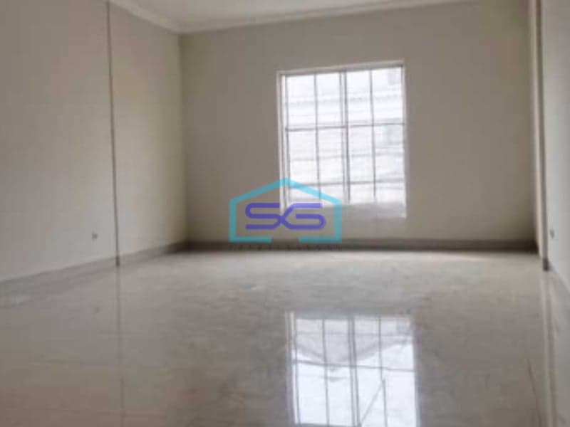 Disewakan Gudang Luas Bangunan 250 m² Lokasi Bebas Banjir di Jakarta Barat