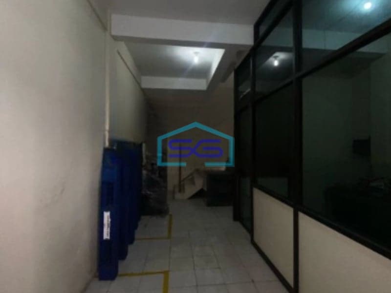 Dijual Ruko 1 Lantai Luas Bangunan 135 m² Lokasi Surabaya Kota