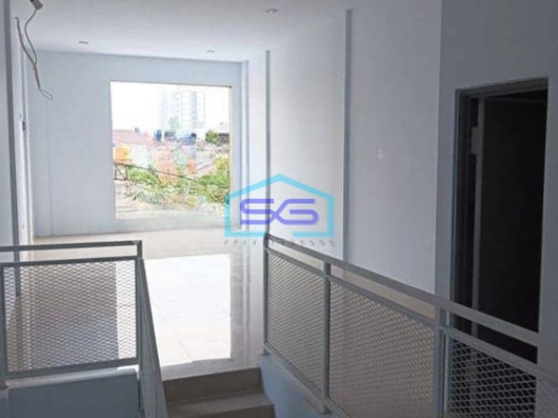 Disewakan Ruko Di Jl.H. Salim - Radio Dalam Jakarta Selatan LT 130m2