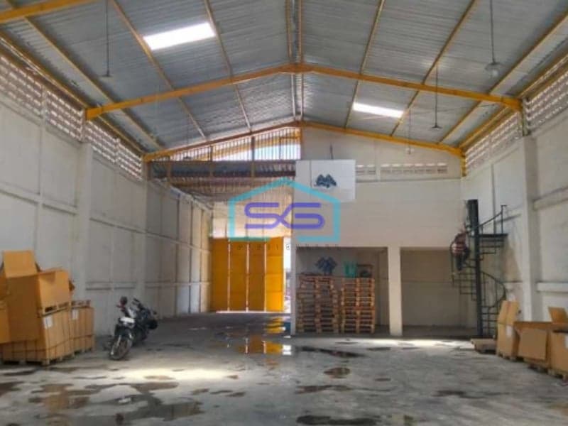 Disewakan Gudang Nol Jalan Tropodo Waru Sidoarjo Jawa Timur Luas Bangunan 420m2