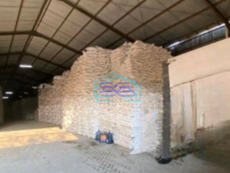 Dijual Gudang Tidak Banjir Luas Tanah  1800 m² Lokasi di Surabaya