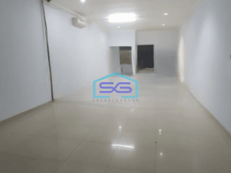 Disewakan Ruko Luas Bangunan  200 m² di Grogol Jakarta Barat