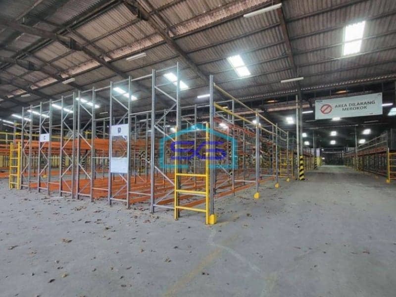 Disewakan Gudang LT 6000m2 Bangunan Rapih Siap Pakai di Tangerang