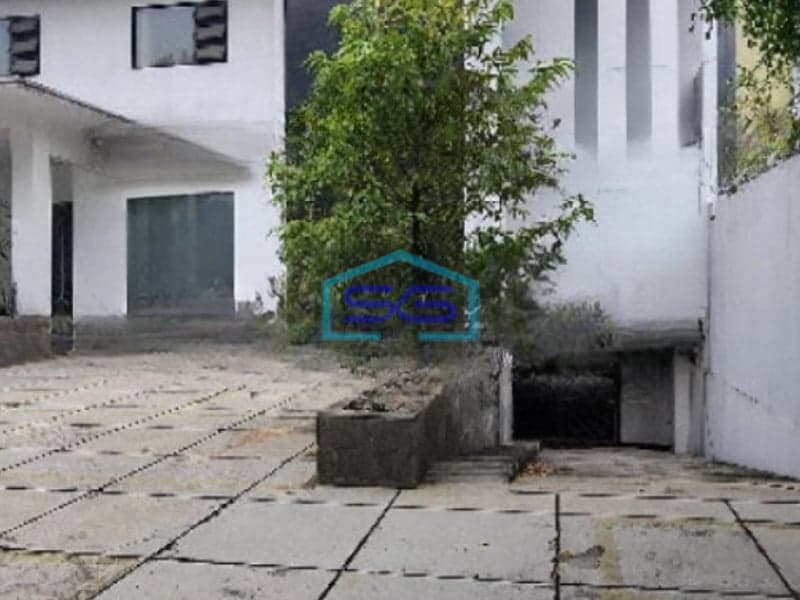 Disewakan Kantor Luas Tanah  1237 m² Lokasi di Kebayoran Baru Jakarta Selatan