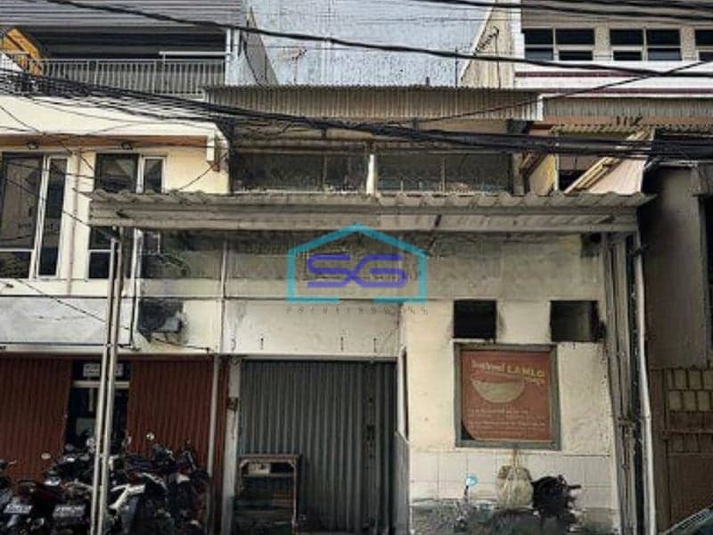 Dijual Ruko Bagus di Pluit Karang Sari , Muara Karang Jakarta Utara LB 220m2