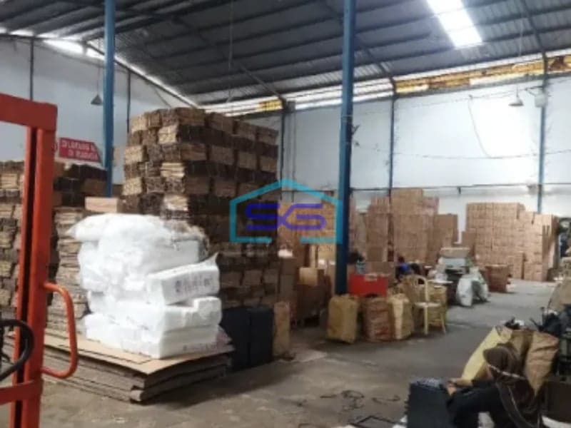 Dijual Gudang Hoek Di Komplek Pergudangan Salembaran Tangerang LT 1200m2