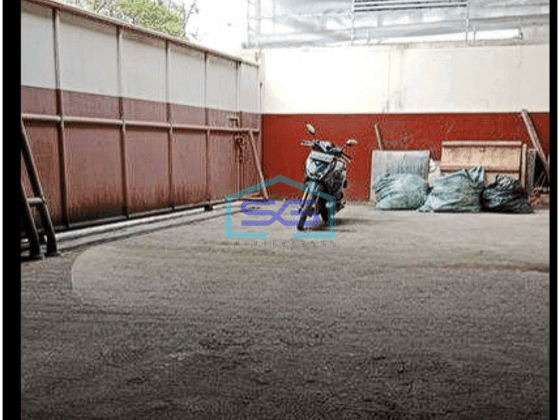 Disewakan gudang bagus 700m2 di Cipondoh