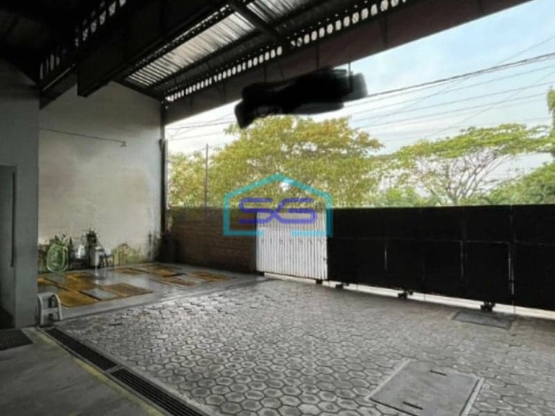 Dijual Ruang Usaha Ada Kantor Luas Tanah 325 m² Lokasi Semarang