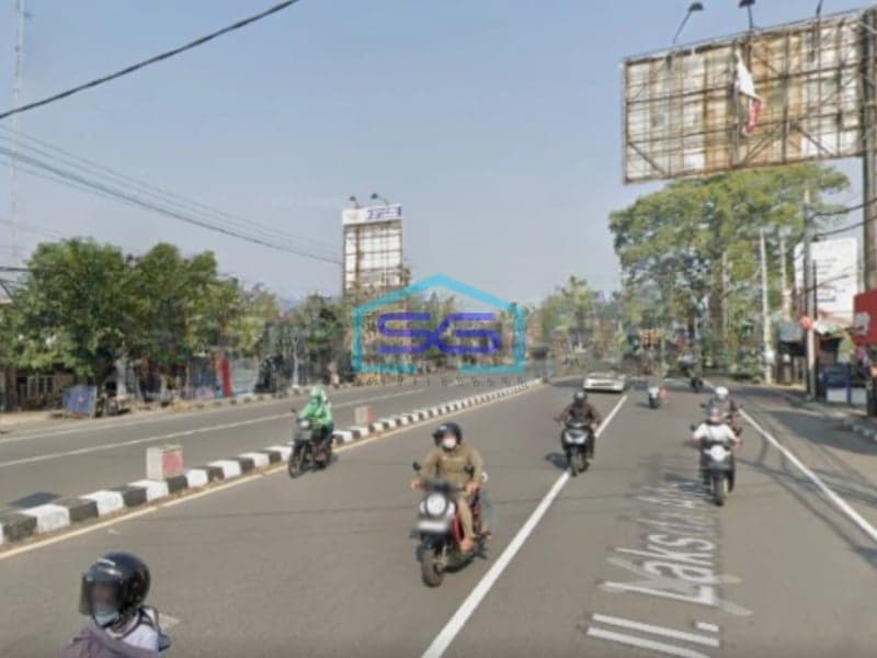 Dijual Ruko Gandeng Di Jl Laksda Adisucipto Depok Sleman Luas Bangunan 128 m²