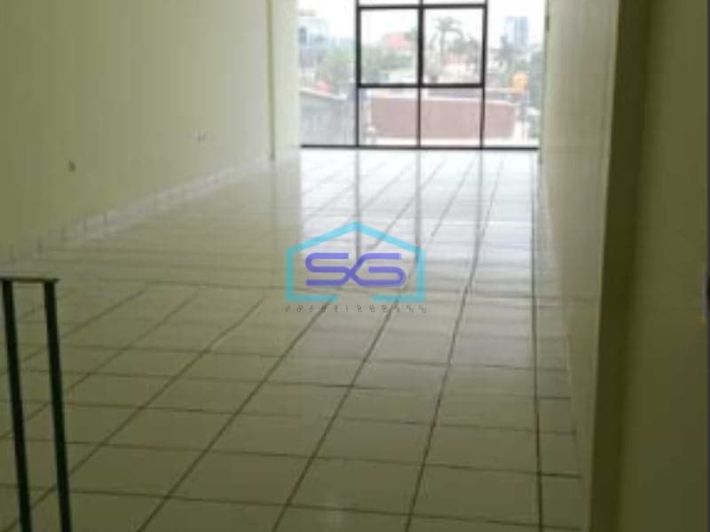 Dijual Ruko 3 Lantai Luas Bangunan  140 m² Lokasi di Jakarta Barat