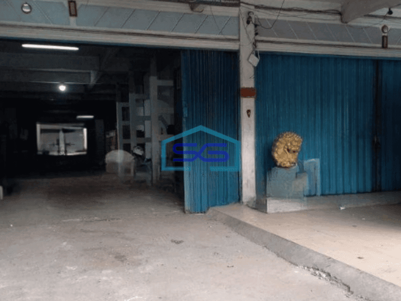 Dijual Ruko Pinggir Jalan Raya Cikampek Karawang Luas Bangunan  468 m²