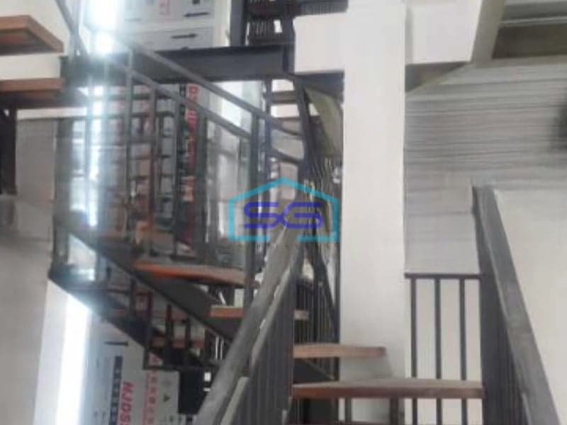 Disewakan Ruko Ada Lift Luas Bangunan  288 m² Lokasi Tanjung Duren Jakarta Barat