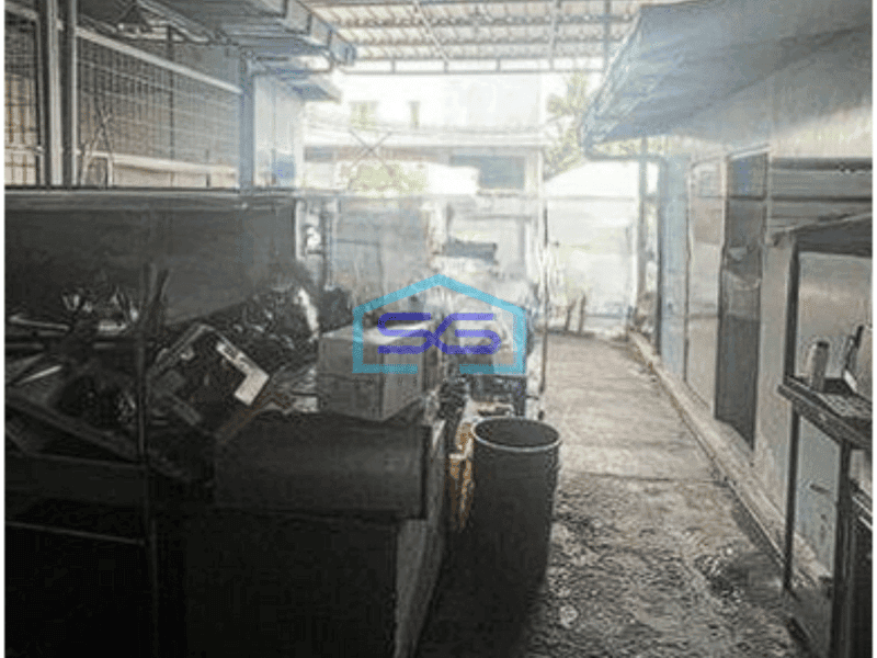 Dijual gudang gandeng 504m2 di Kamal