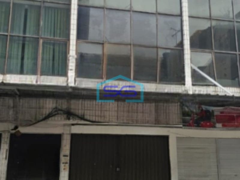 Disewakan Ruko Luas Bangunan 610 m² Lokasi di Gunung Sahari Jakarta Pusat
