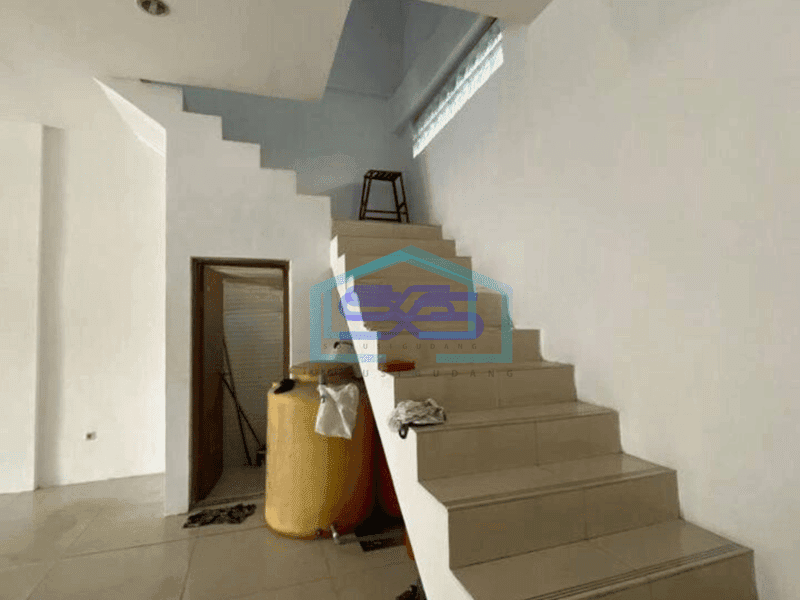 Disewakan Ruko Leuwi Panjang Mainroad Strategis Parkiran Luas