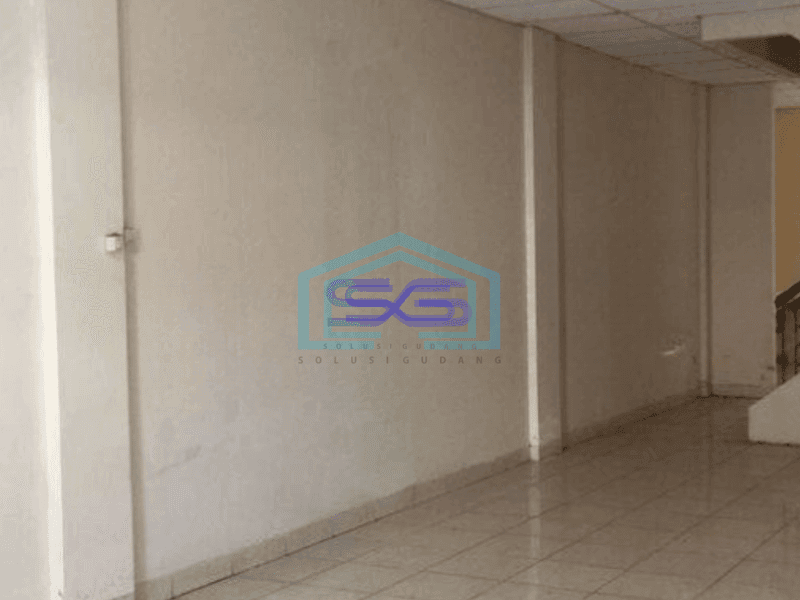 Dijual cepat Ruko 2 lantai strategis di Taman Surya 5, Jakarta Barat