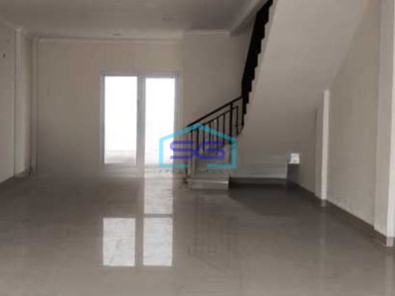 Disewakan Ruko Luas Bangunan  195 m² Lokasi Tangerang