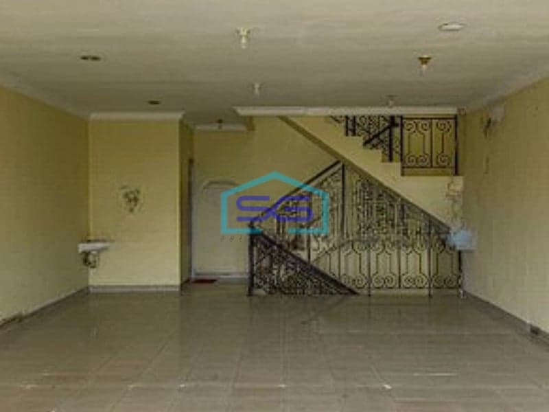 Disewakan Ruko Green Lake Sunter, Lokasi Strategis & Ramai Jakarta Utara LB 300m2