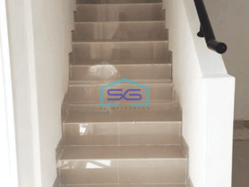 Disewakan Ruko Siap Pakai di Emerald Green Bsb Semarang LB 178m2 Bebas Banjir