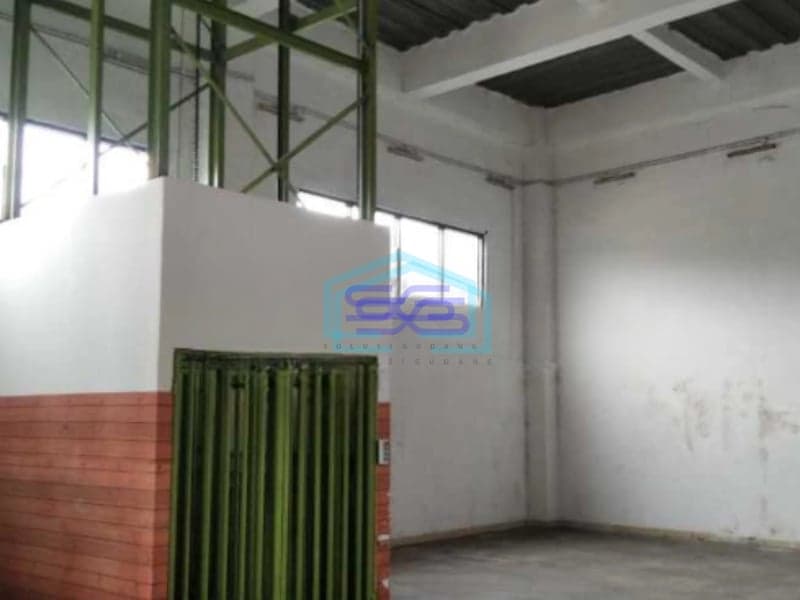 Disewakan Gudang 3 Lantai Luas Tanah  297 m² Lokasi di Batu Ceper Tangerang