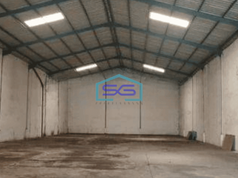 Dijual Gudang Luas Bangunan  768 m² Ada Kantor di Menganti Gresik