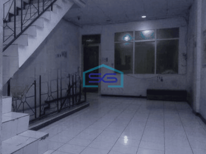 Disewakan Ruko Luas Bangunan 186 m² Lokasi Strategis di Kalideres Jakarta Barat