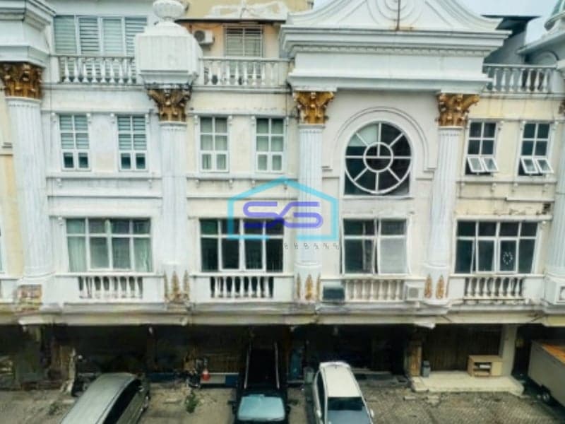Dijual Cepat Ruko Luas Bangunan  238 m² di Jakarta Selatan