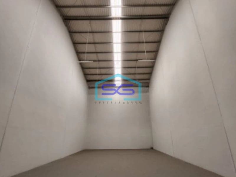 Disewakan Gudang Luas Bangunan 369m2 Lantai Sudah Epoxy Rapih Siap Pakai di Kotabumi Tangerang