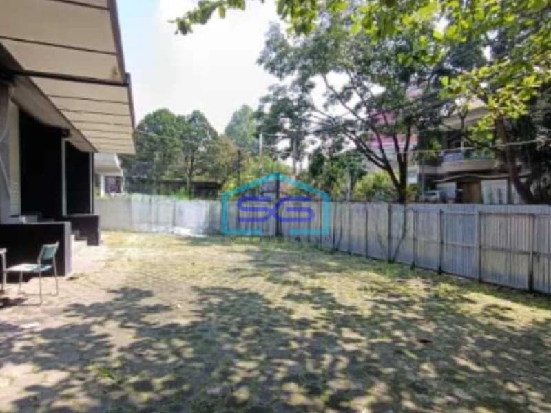 Dijual Gudang 3 Lantai Bagus Lokasi Strategis di Jl.ranggamalela Bandung Luas Tanah 901m2