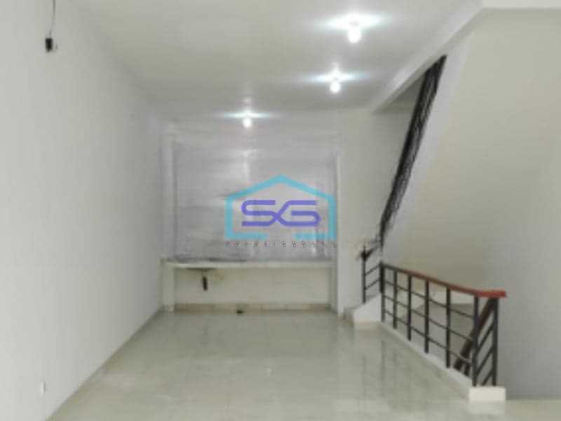 Dijual Ruko 3 Lantai Luas Tanah 171 m² Lokasi Bebas Banjir dan Siap Huni di Tangerang