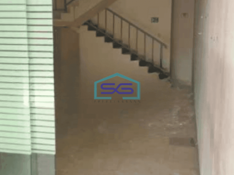 Disewakan Ruko 3 Lantai Luas Bangunan 202 m² Lokasi Surabaya Kota