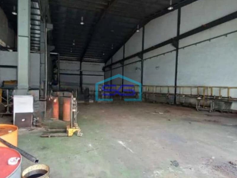 Dijual Pabrik Luas Bangunan 2014 m² Lokasi Bebas Banjir di Cikarang