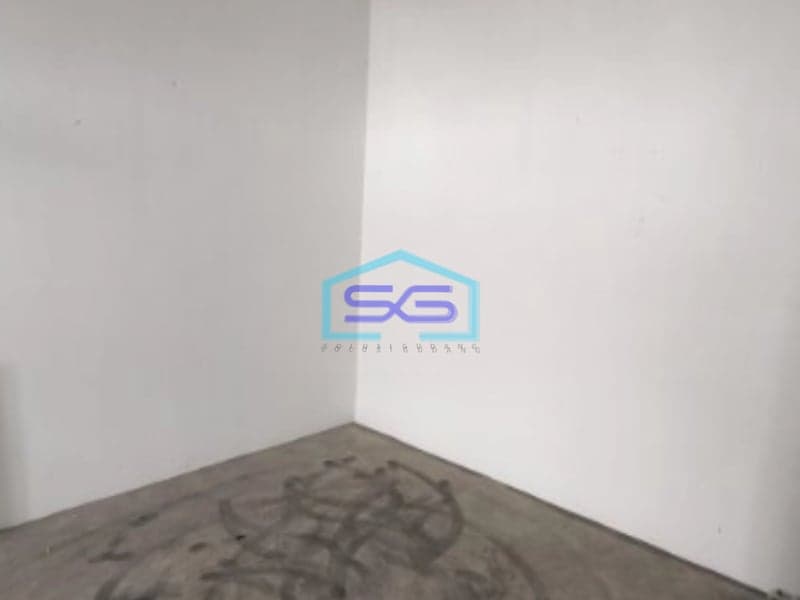 Disewakan Gudang Akses Container 40 Feet Luas Bangunan  190 m² Lokasi Kapuk Kamal Jakarta Barat