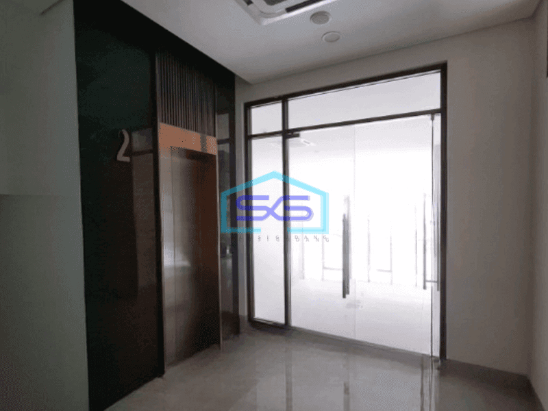 Disewakan Ruko di Gading Serpong Tangerang Luas Bangunan 824 m²