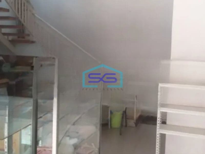 Dijual Ruko 3 Lantai Luas Bangunan 300 m² lokasi Bandung