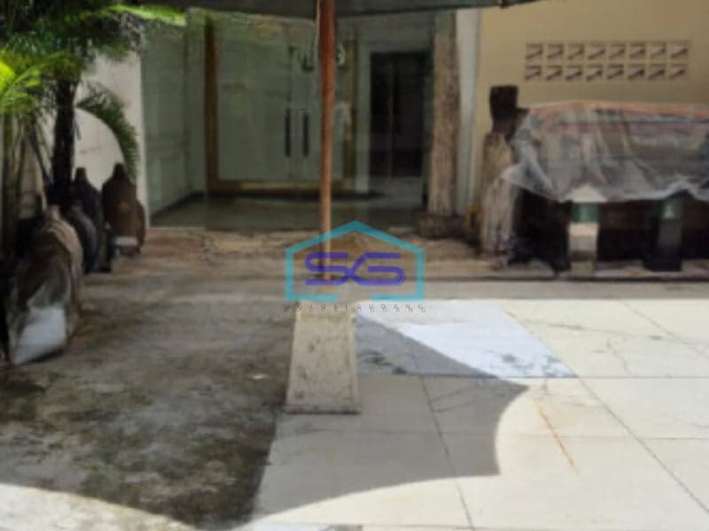 Disewakan Ruko Luas Bangunan 100 m² Lokasi di Kemang Jakarta Selatan