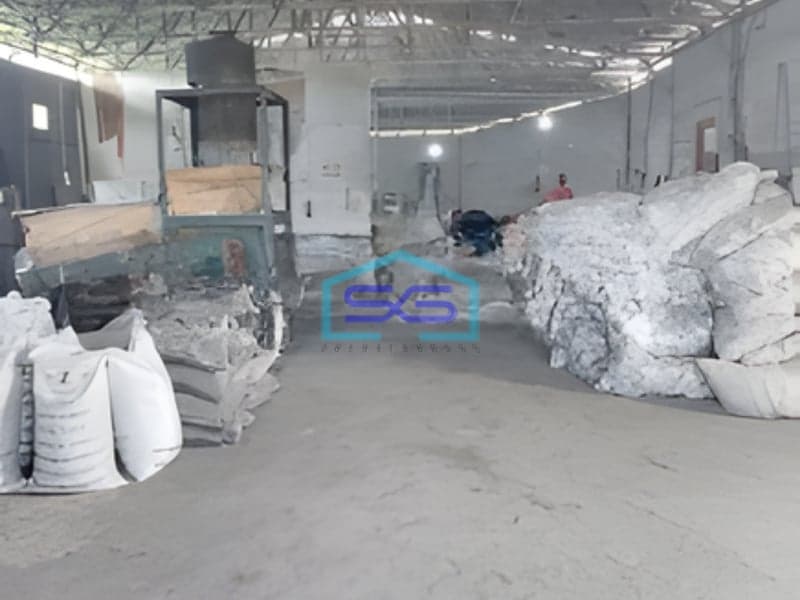 Dijual Pabrik Tanah Kavling di Cikupa Tangerang Zona Industri Luas Tanah 2381m2