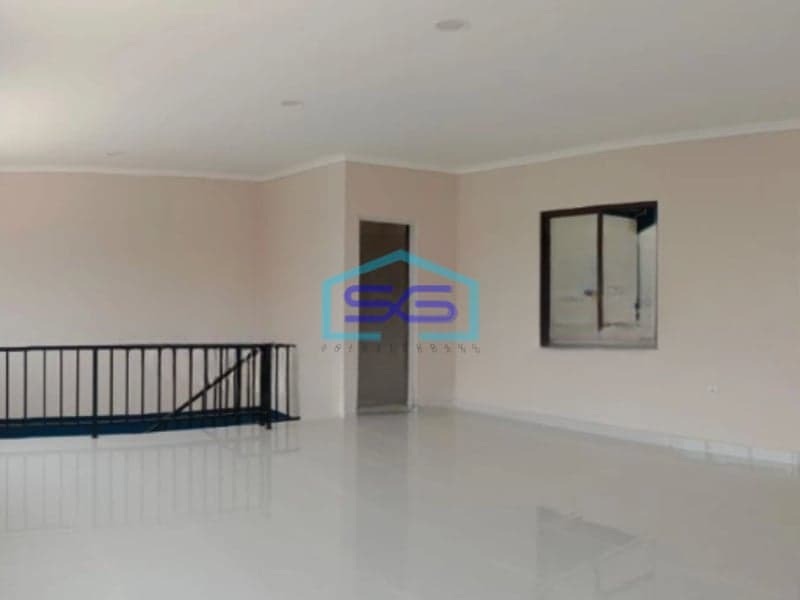 Disewakan Gudang Ada Kantor Luas Tanah  300 m² di Tangerang