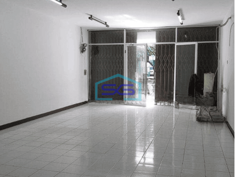 Disewakan Ruko Baru Renovasi Lokasi di Sunter Jakarta Utara LB 200m2