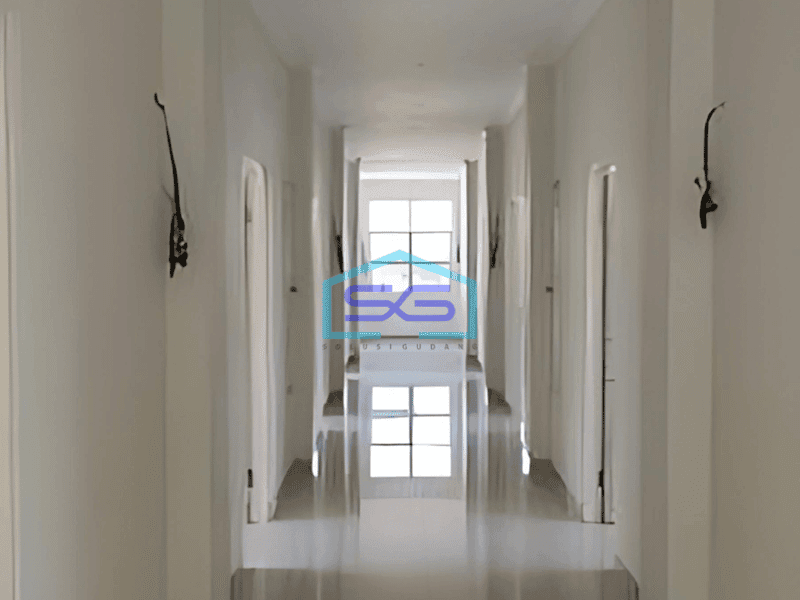 Disewakan Bangunan 4 Lantai Gress Siap Huni di Embong Kali Surabaya