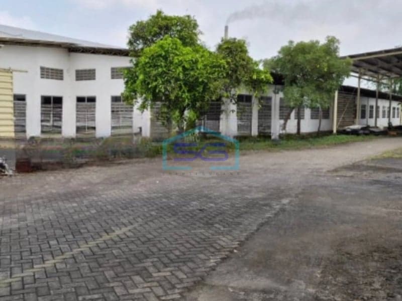 Disewakan Gudang Baru Luas Bangunan 9422 m² Lokasi di Surabaya