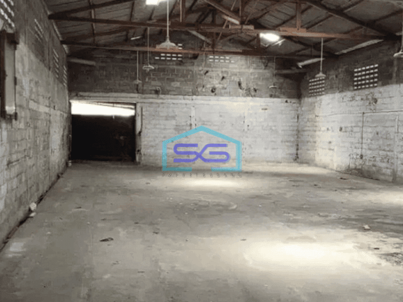 Disewakan Gudang Murah Plus Kantor Dalam Kota Akses Jalan Kontainer Dan Truk Yogyakarta LT 700m2