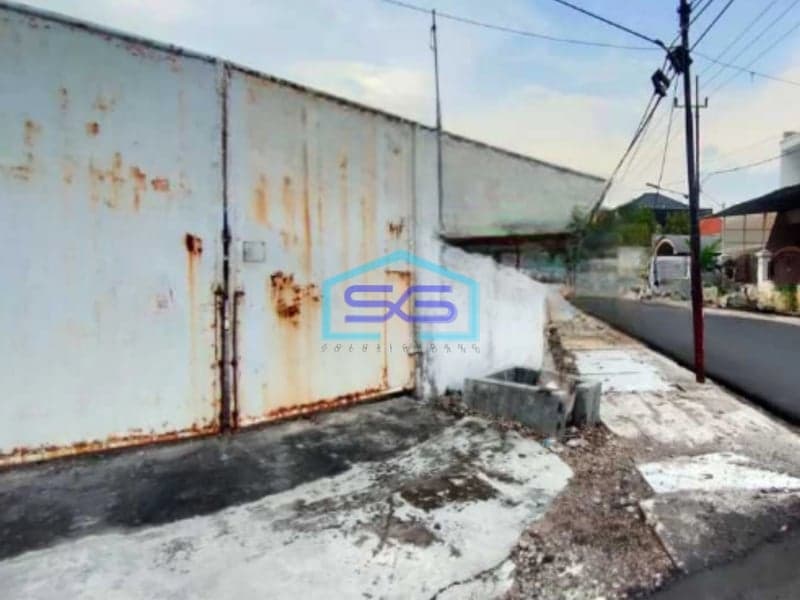 Disewakan Ruang Usaha Hook Eks Bengkel Wonokromo Surabaya Luas Bangunan 320m2