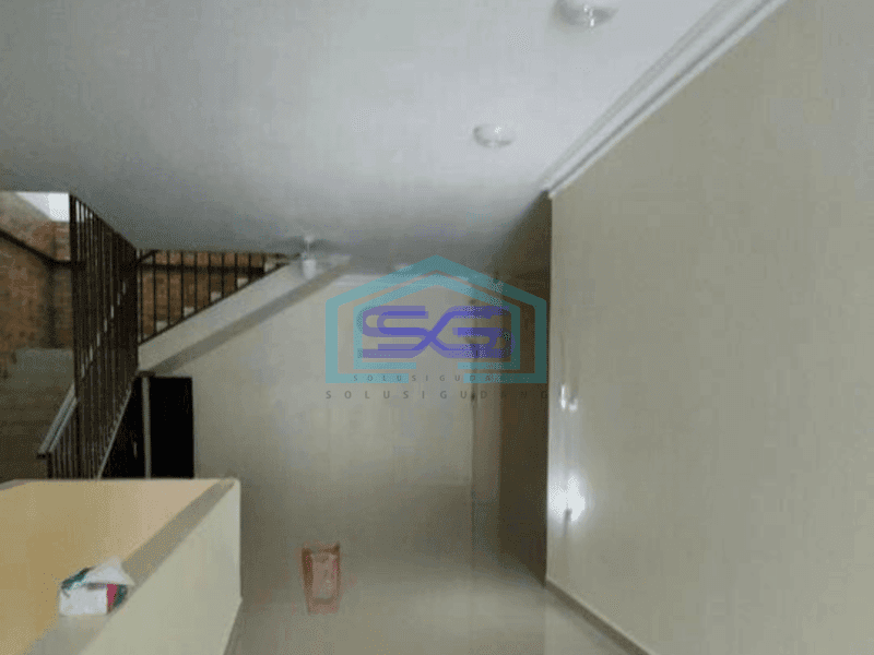 Dijual Ruko baru 18x20 2 lt jl Yos Sudarso Manado cocok buat Gudang Ekspedisi