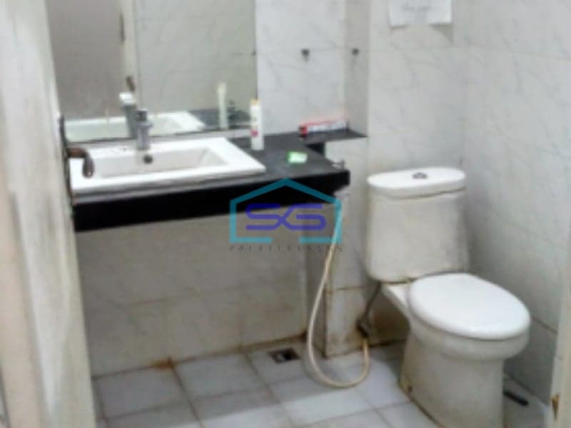 Disewakan Ruko Luas Bangunan 240 m² Lokasi di Pluit Jakarta Utara