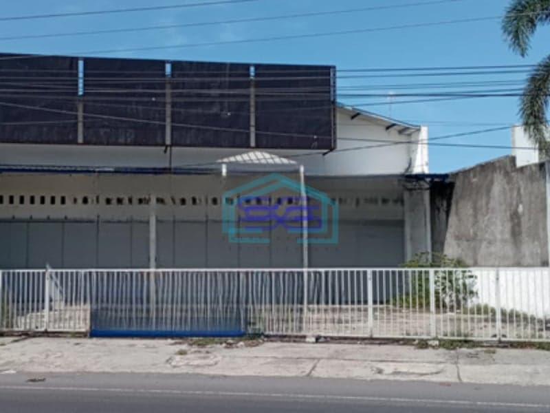 Disewakan Gudang Lokasi Strategis Dekat Pintu Tol Klodran Solo LB 800m2