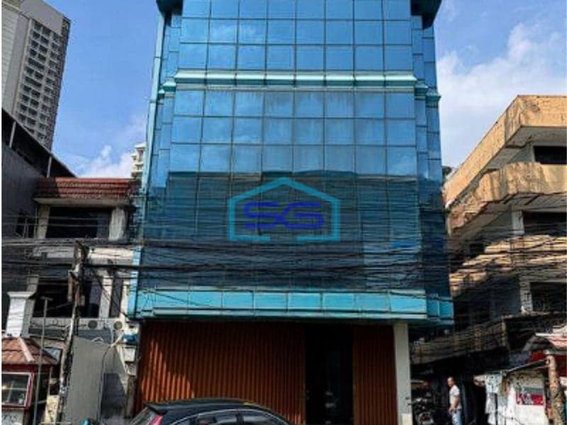 Disewakan Ruko di Jalan Bendungan Hilir Raya Jakarta Pusat LT 321m2