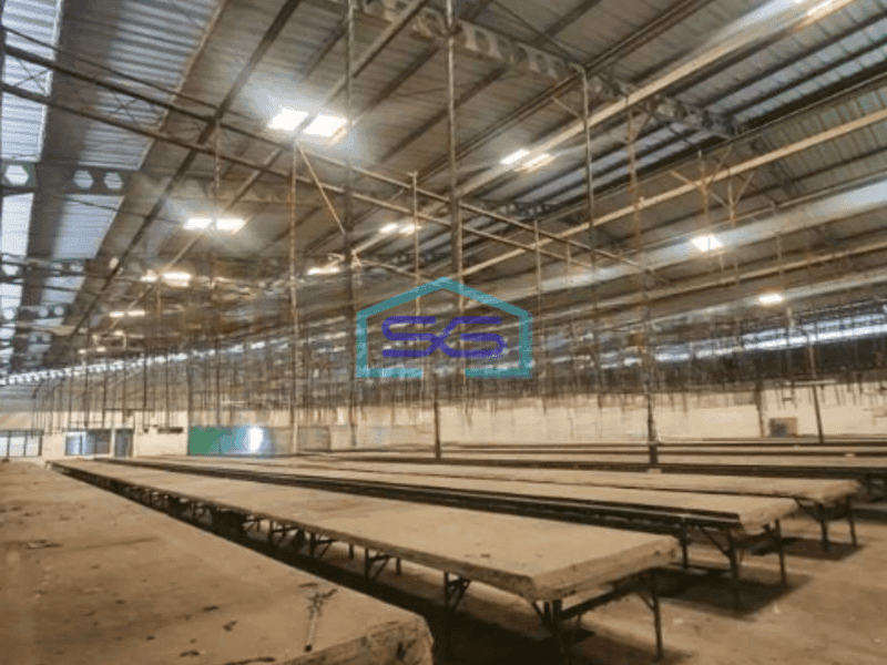 Disewakan Gudang Akses Container Luas Bangunan  2000 m² di Sukoharjo