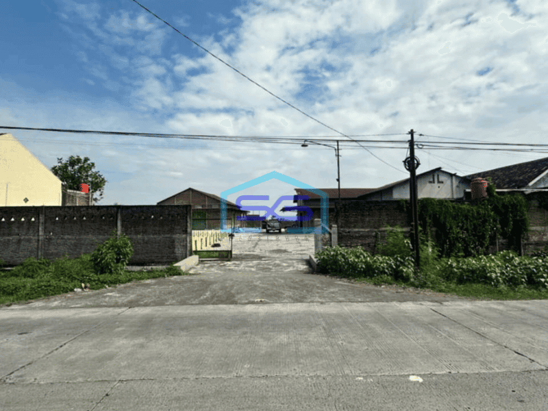 Disewakan gudang strategis lokasi Sragen luas 3000m