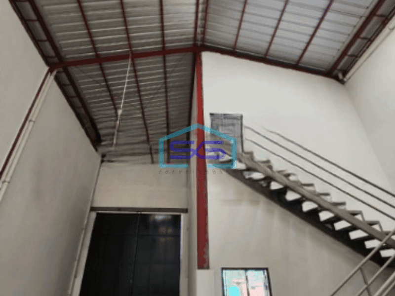 Disewakan Gudang Ada Kantor Luas  Tanah  300 m² di Kamal Jakarta Utara